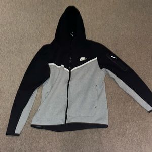 Men’s Nike tech zip up. Size large